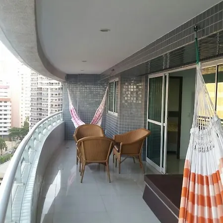 Vista Mar 4 Suítes Apartamento *